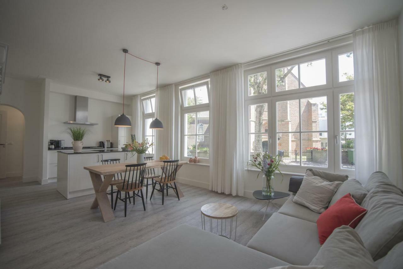 Luxury Upstairs & Downstairs Apartments Зандворт Екстер'єр фото