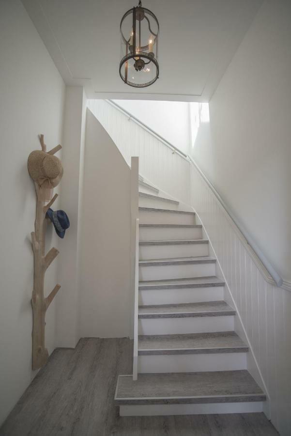 Luxury Upstairs & Downstairs Apartments Зандворт Екстер'єр фото